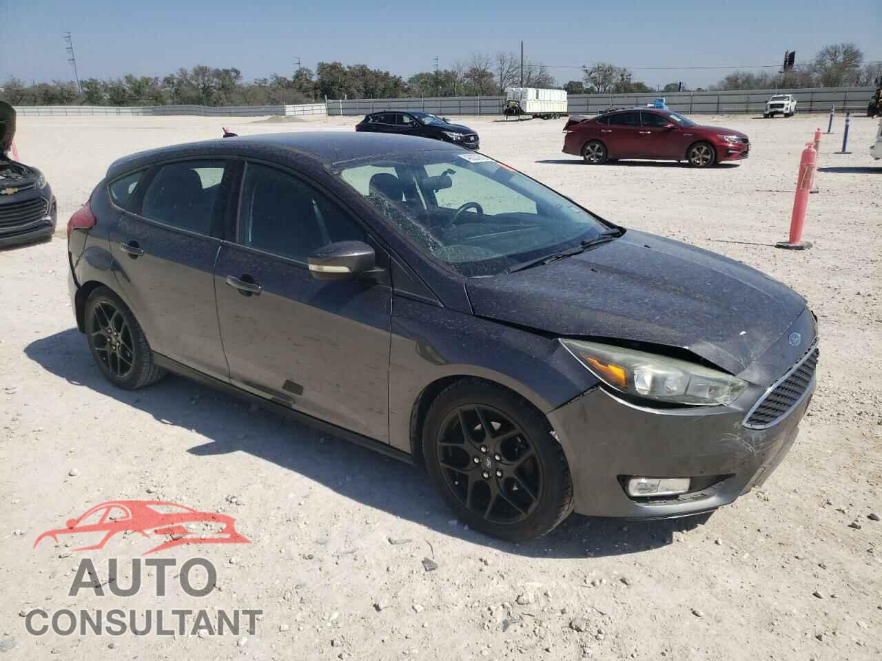 FORD FOCUS 2015 - 1FADP3K28FL340703