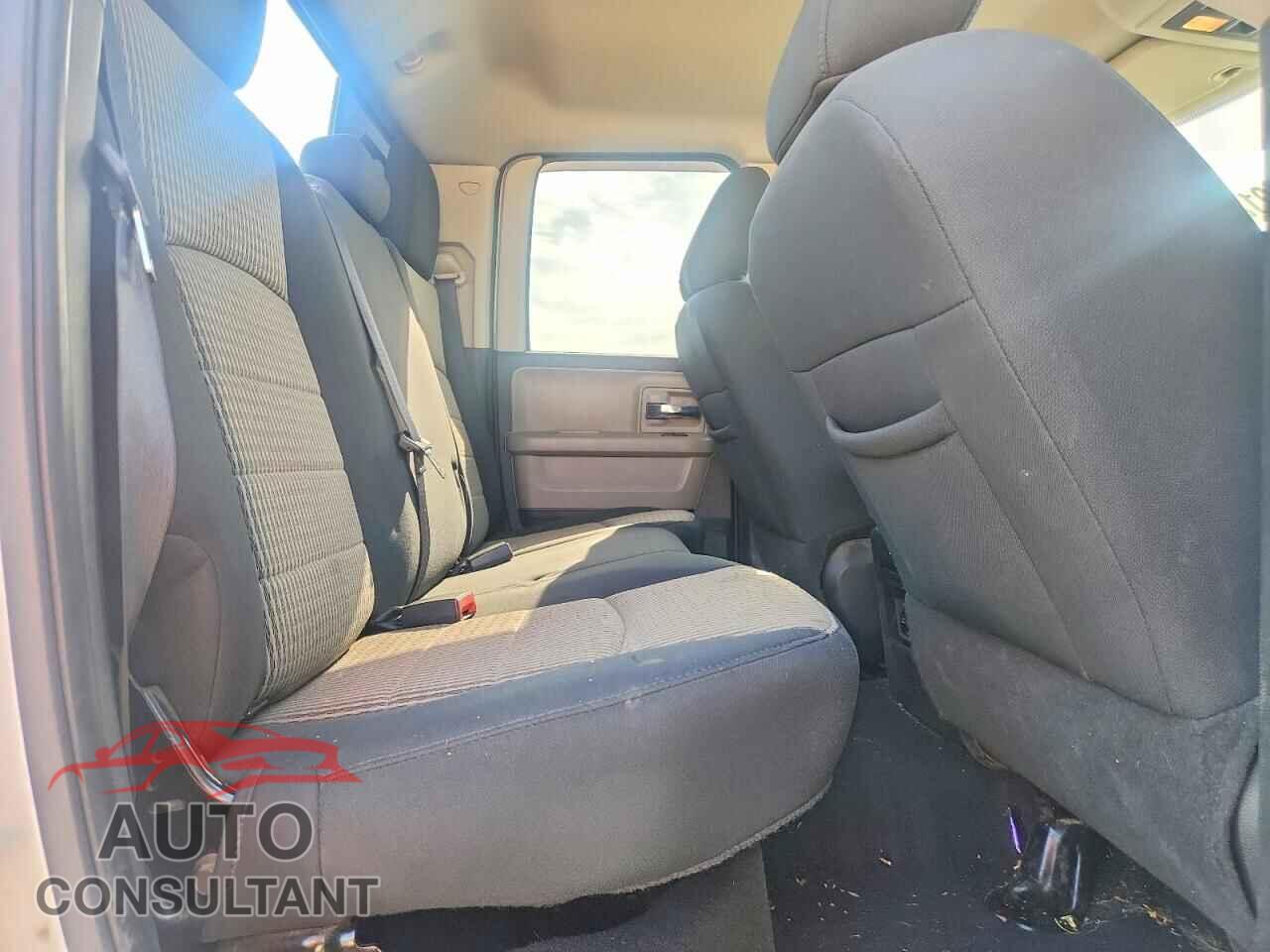 DODGE RAM 1500 2012 - 1C6RD7GT0CS170802