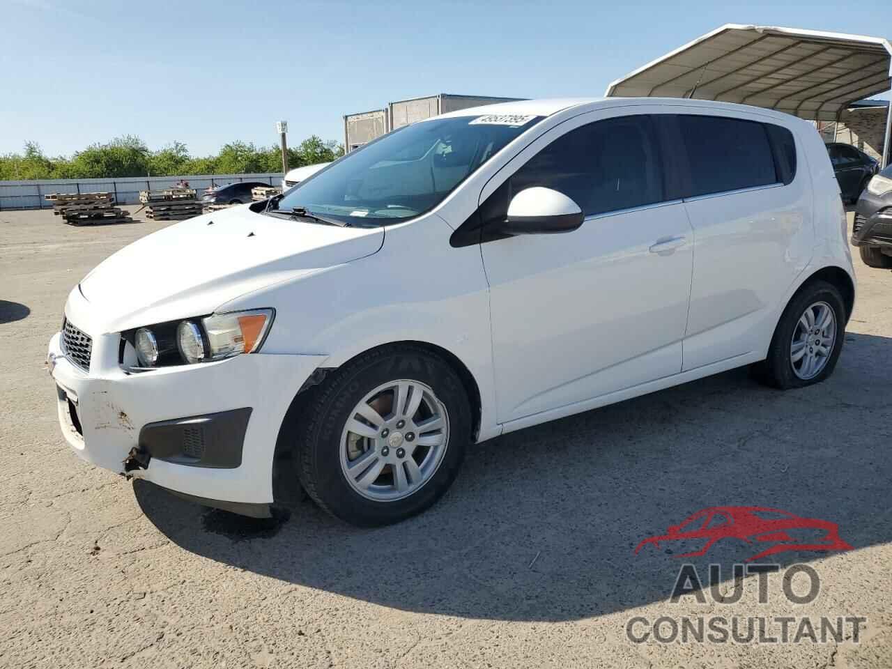 CHEVROLET SONIC 2014 - 1G1JC6SH7E4223789
