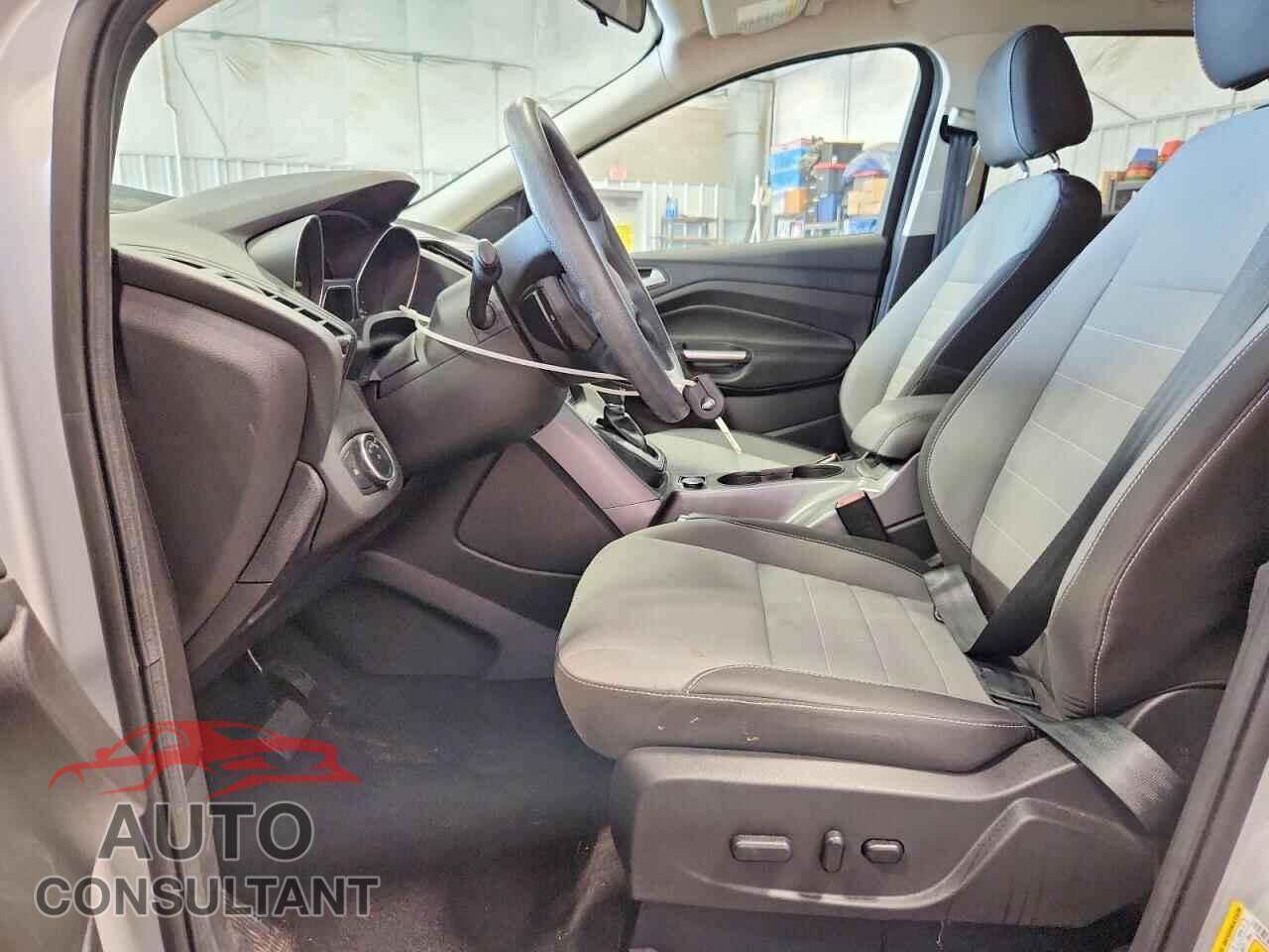 FORD ESCAPE 2016 - 1FMCU0G79GUA73368