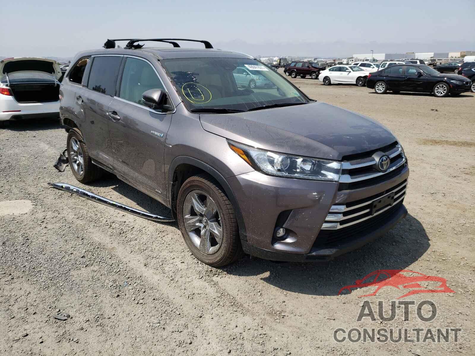 TOYOTA HIGHLANDER 2019 - 5TDDGRFH9KS060972