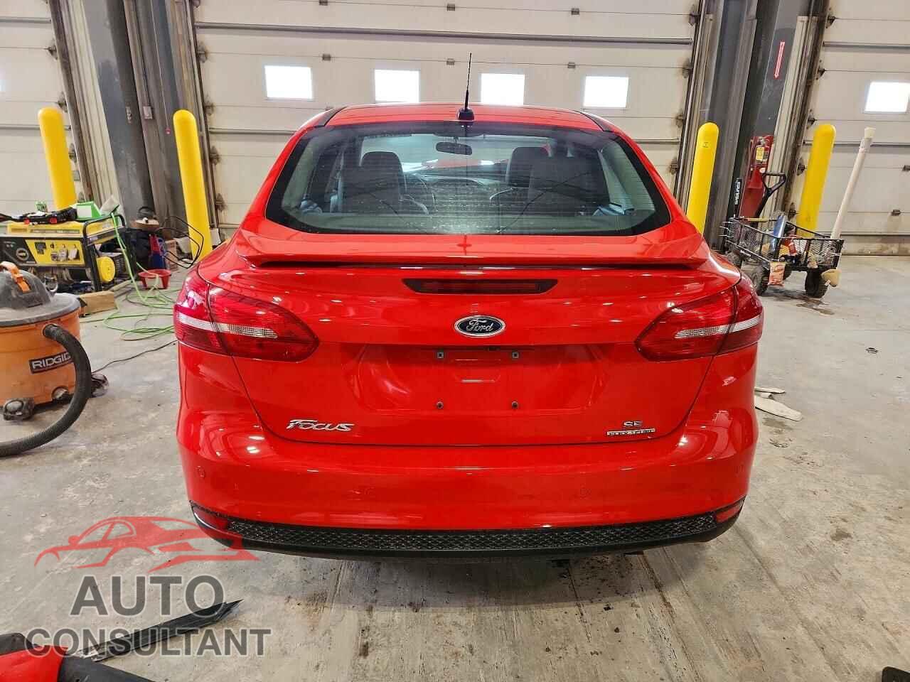 FORD FOCUS 2015 - 1FADP3F27FL293710