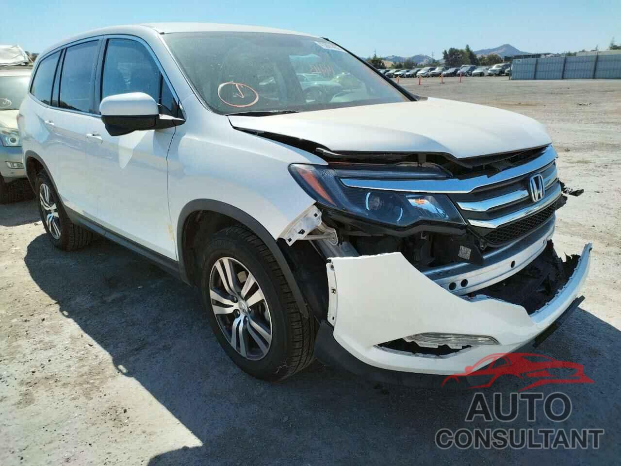 HONDA PILOT 2017 - 5FNYF6H33HB008786