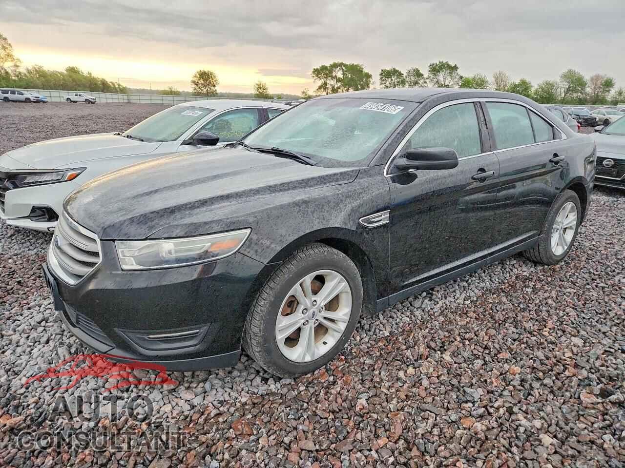FORD TAURUS 2017 - 1FAHP2E8XHG116937