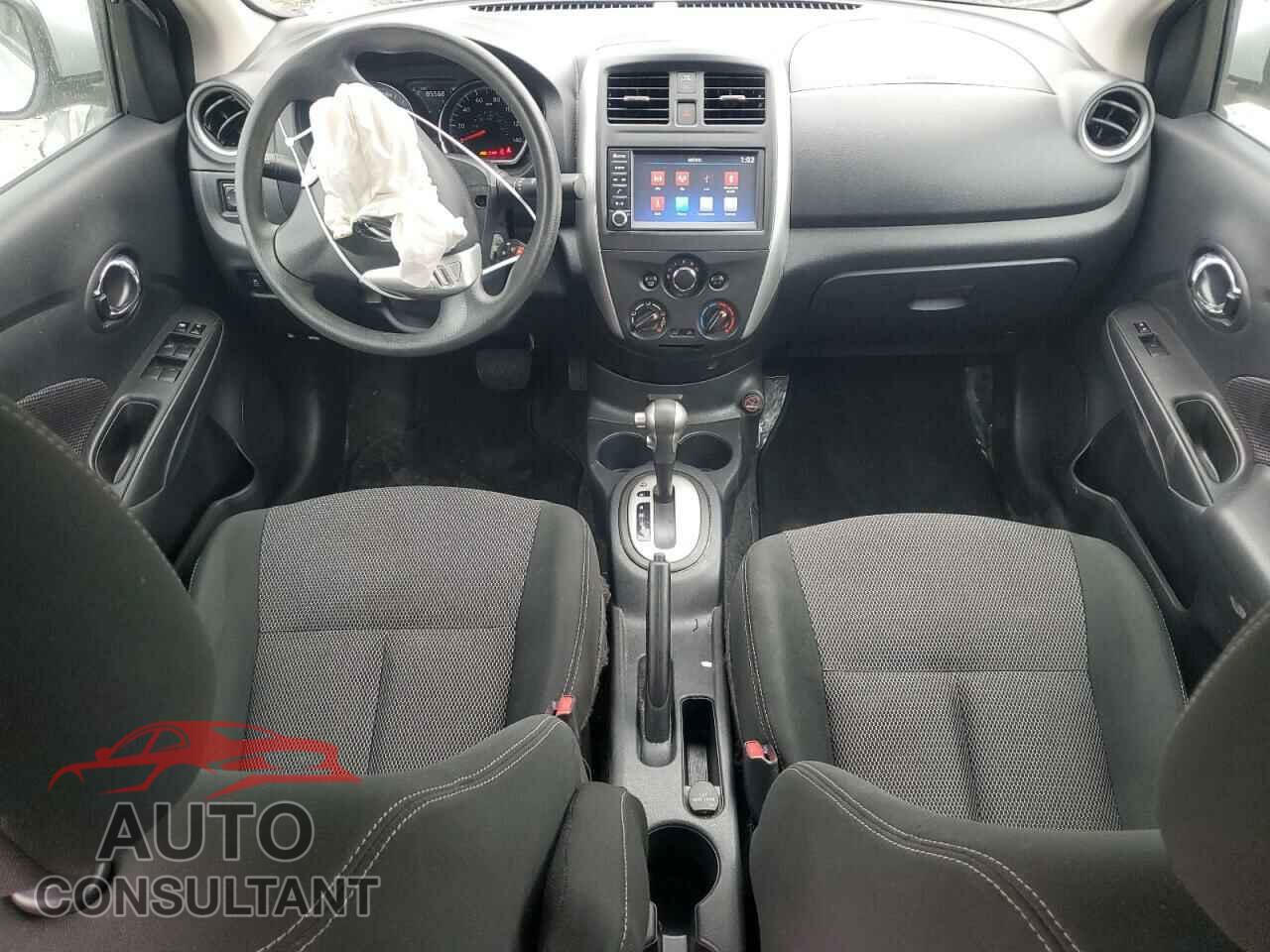 NISSAN VERSA 2019 - 3N1CN7AP6KL856494
