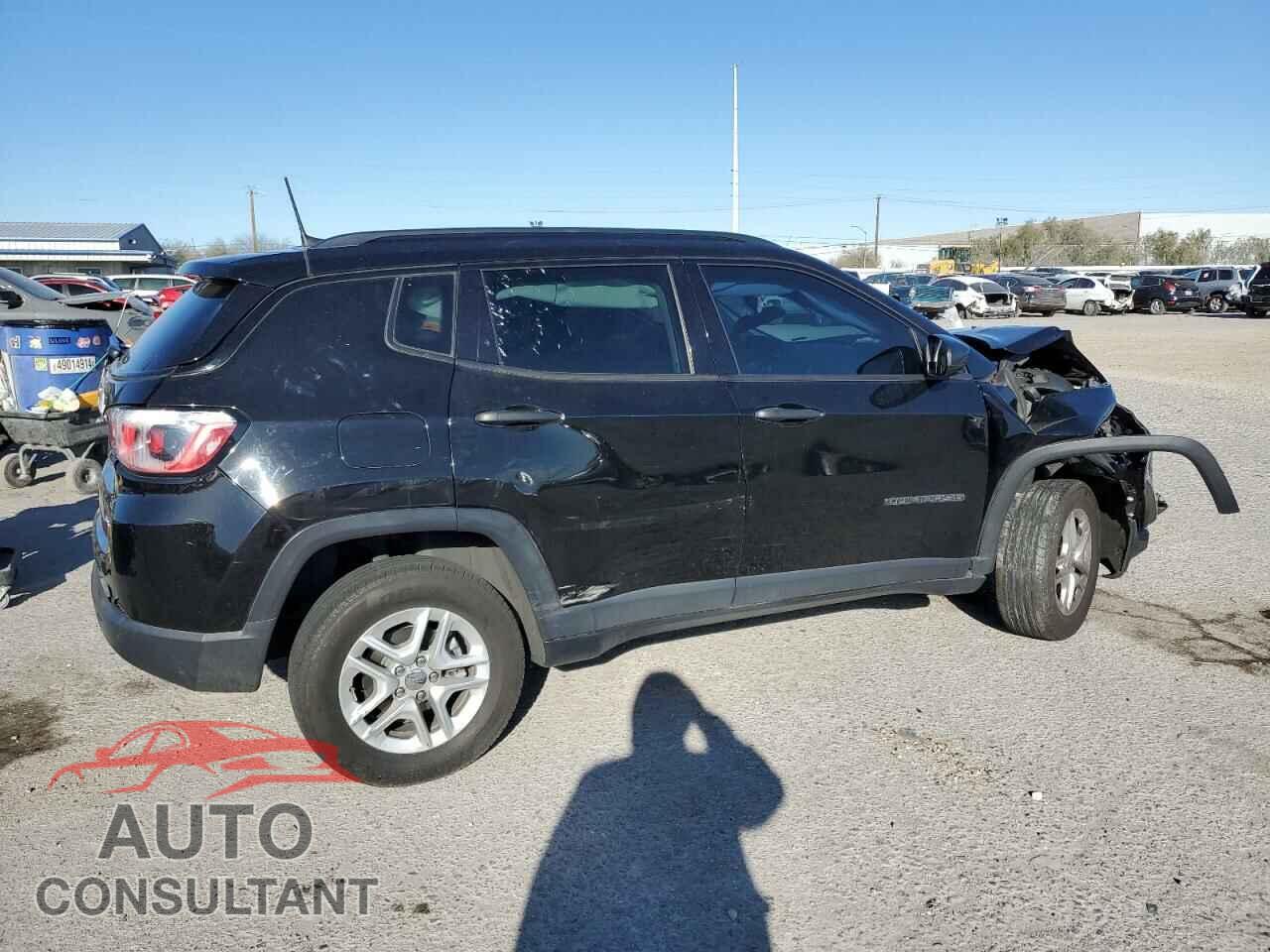 JEEP COMPASS 2018 - 3C4NJDAB7JT126810