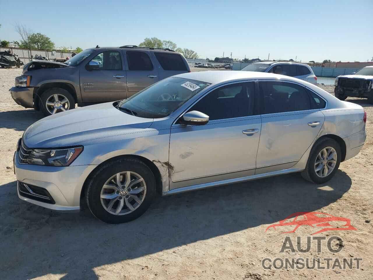 VOLKSWAGEN PASSAT 2016 - 1VWAS7A32GC030235