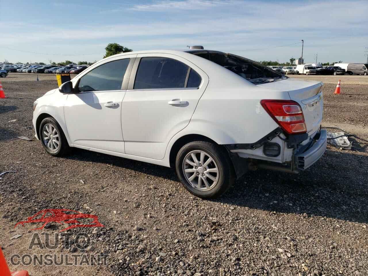 CHEVROLET SONIC 2017 - 1G1JD5SB2H4113529