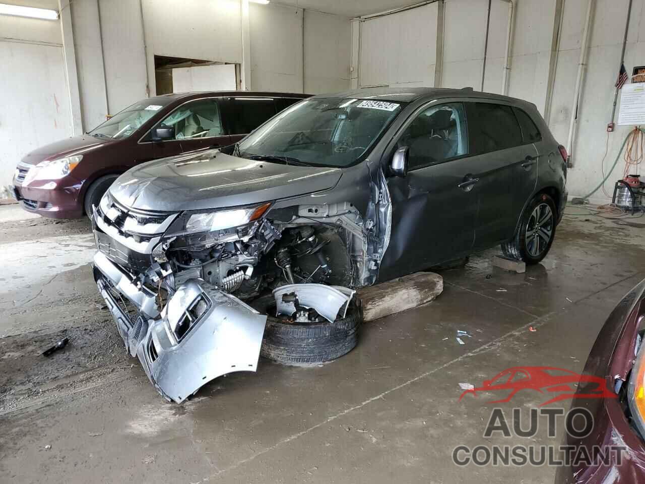 MITSUBISHI OUTLANDER 2023 - JA4ARUAU1PU011248