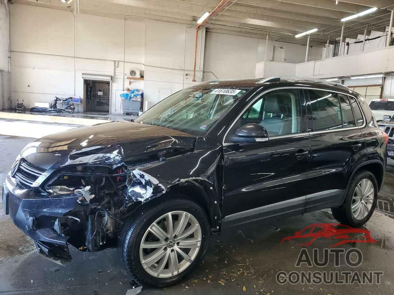 VOLKSWAGEN TIGUAN 2013 - WVGBV7AX9DW529234