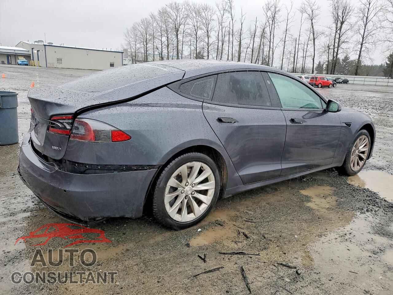 TESLA MODEL S 2017 - 5YJSA1E24HF210541