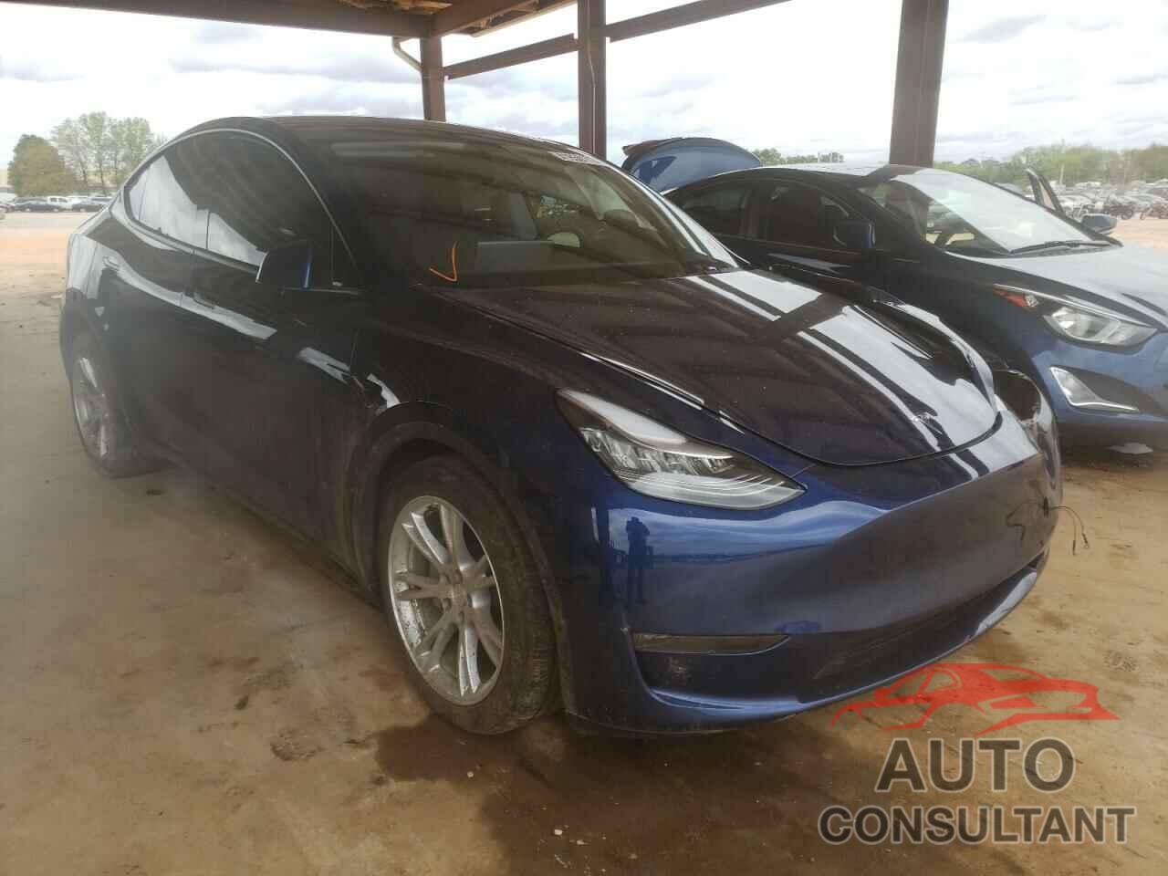 TESLA MODEL Y 2020 - 5YJYGDEE2LF031833
