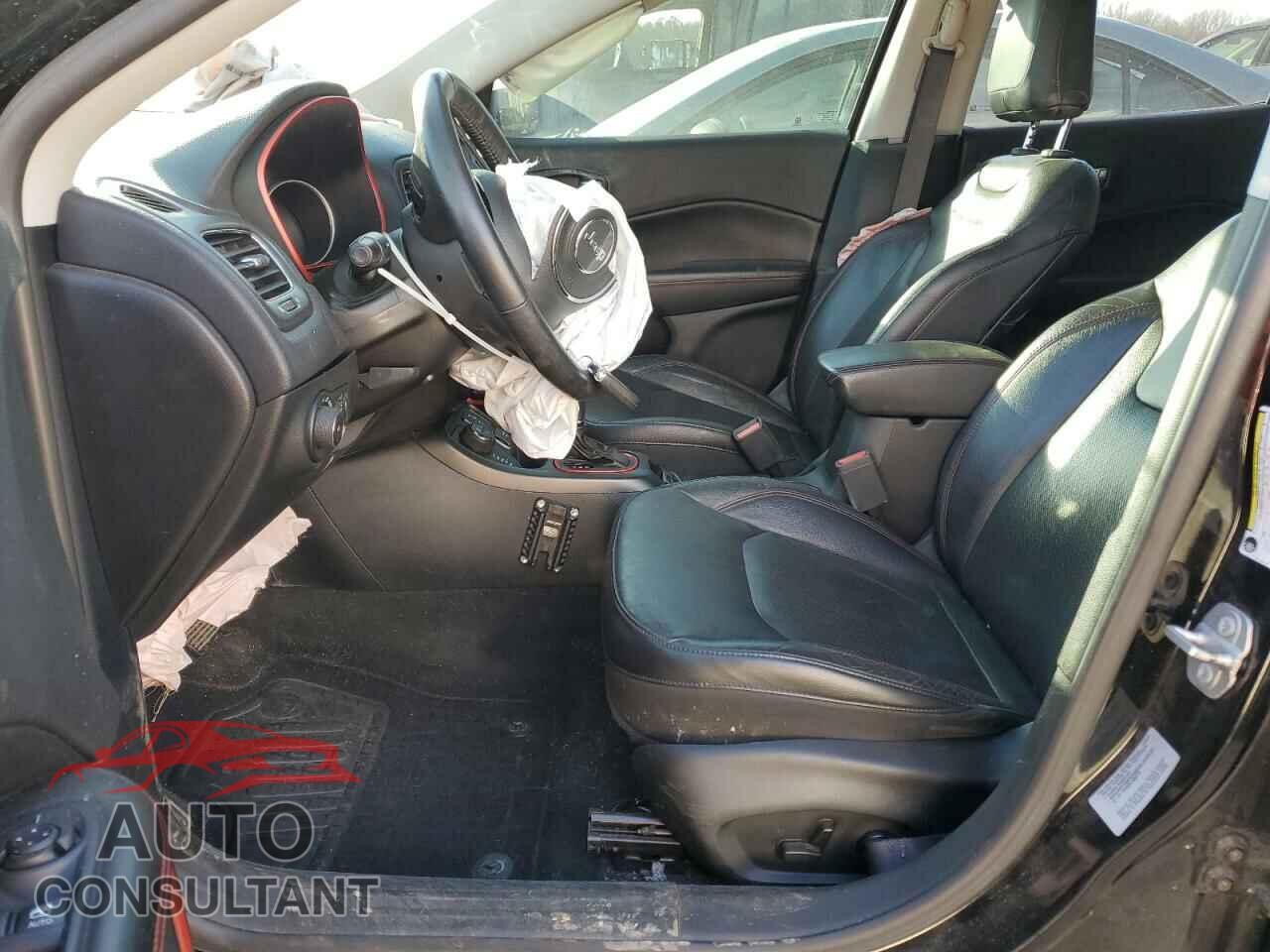 JEEP COMPASS 2017 - 3C4NJDDB8HT636055