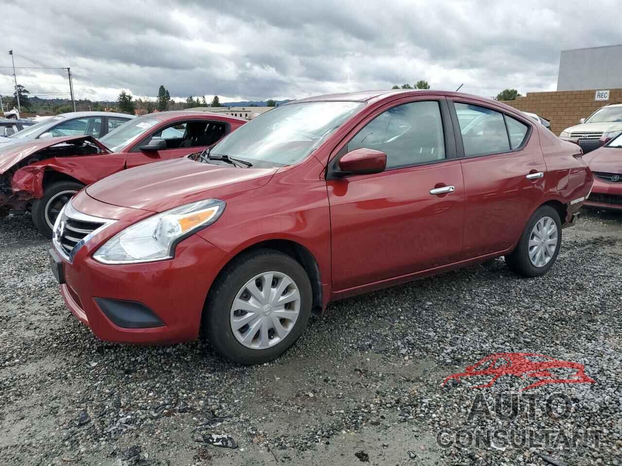 NISSAN VERSA 2017 - 3N1CN7AP9HL811672