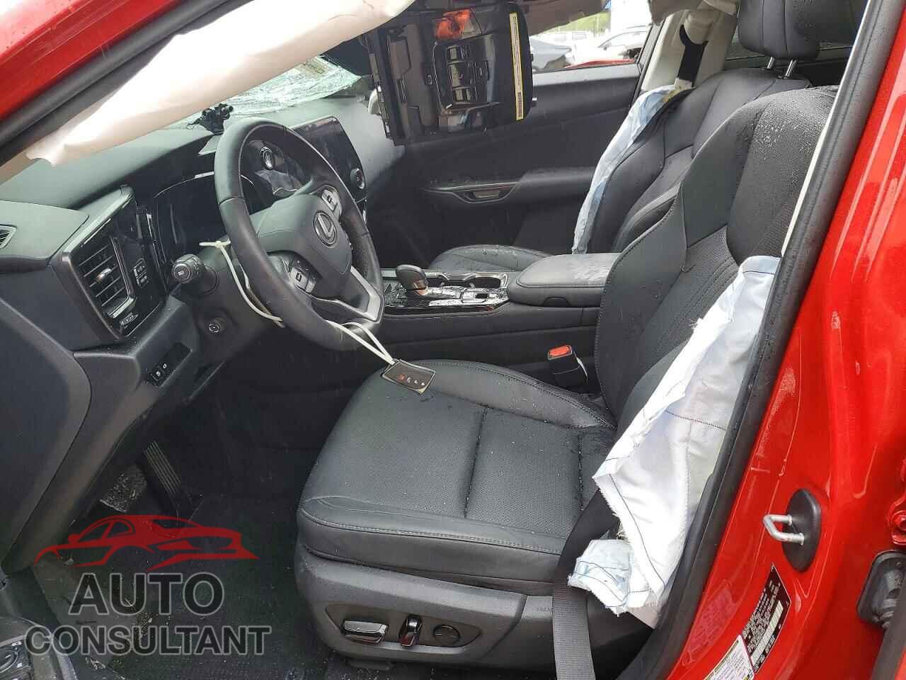 LEXUS UNKNOWN 2024 - 2T2GDCAZ8RC014437