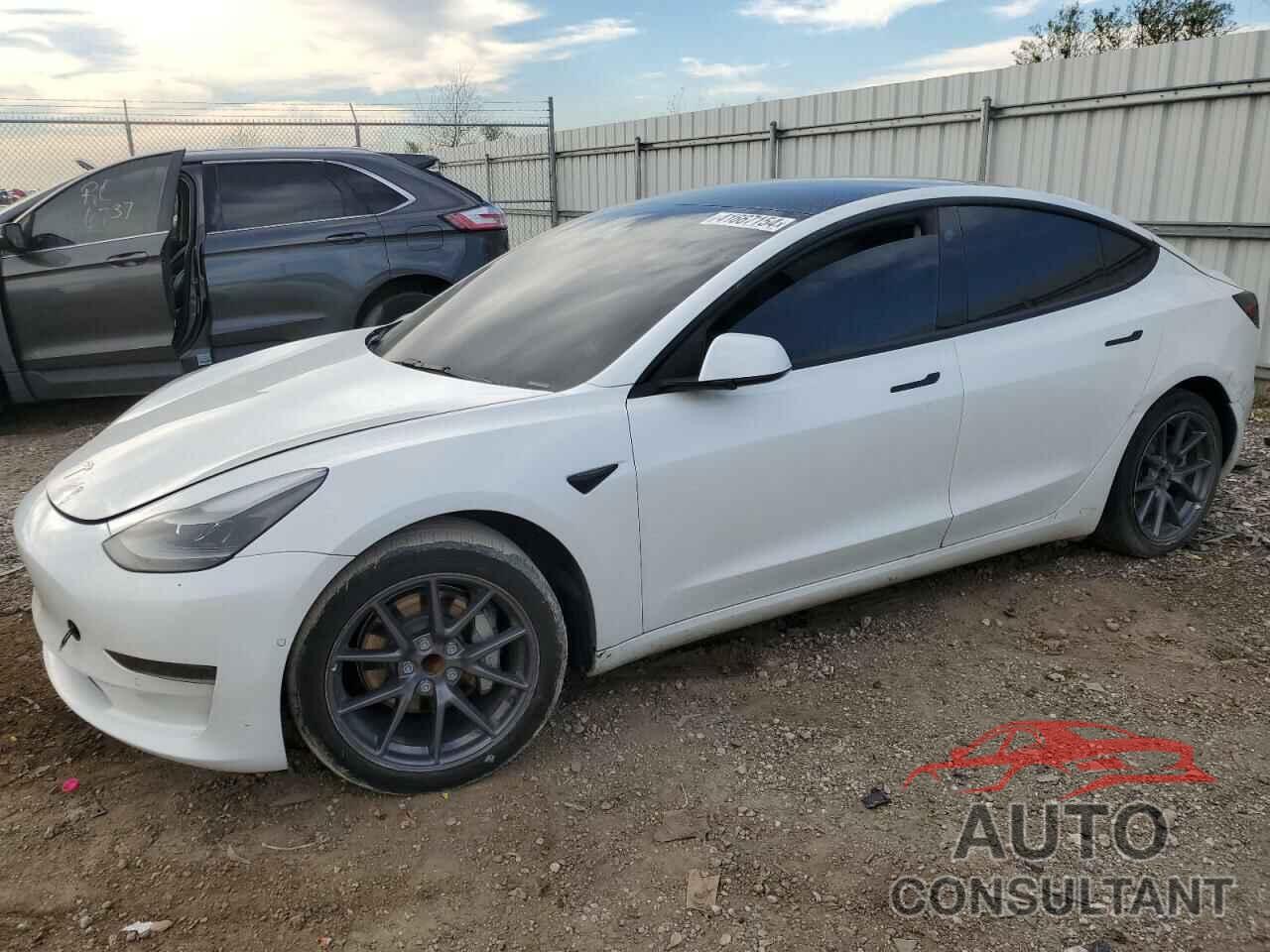 TESLA MODEL 3 2021 - 5YJ3E1EA6MF089697