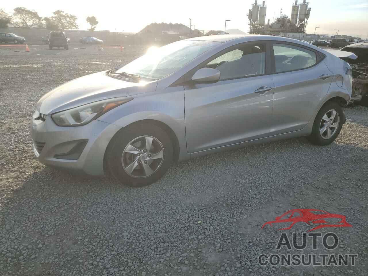 HYUNDAI ELANTRA 2015 - 5NPDH4AE2FH644882
