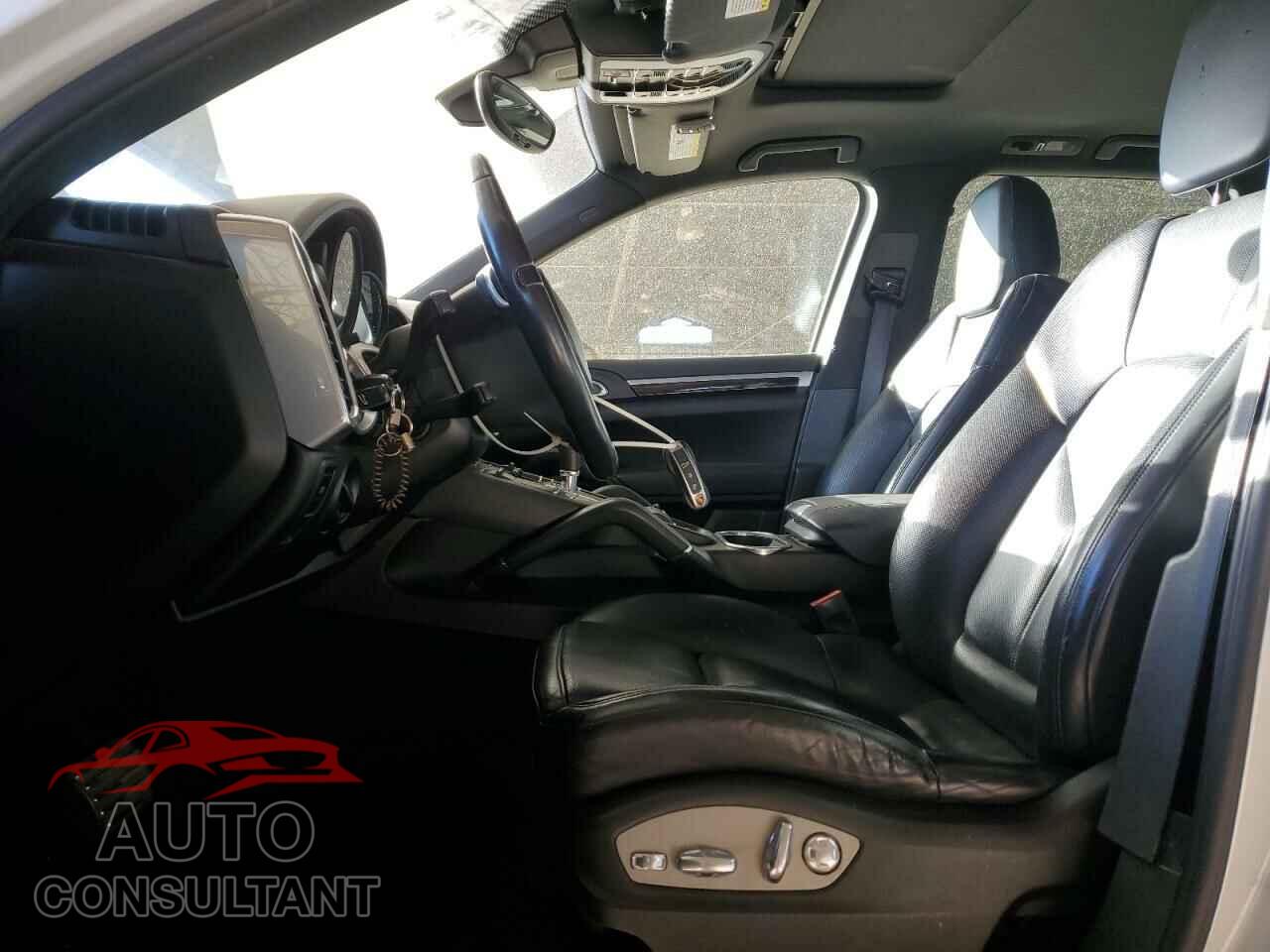 PORSCHE CAYENNE 2012 - WP1AE2A28CLA93790