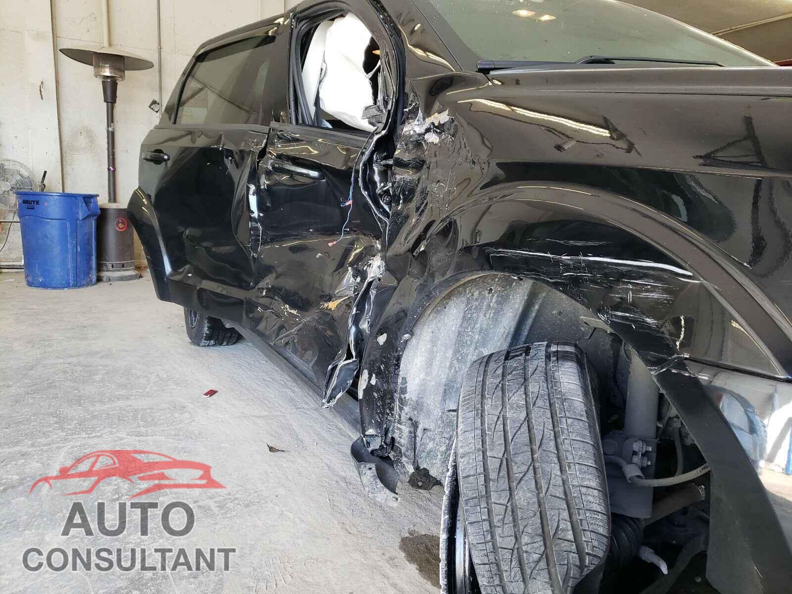 DODGE JOURNEY 2017 - 3C4PDCAB4HT710084
