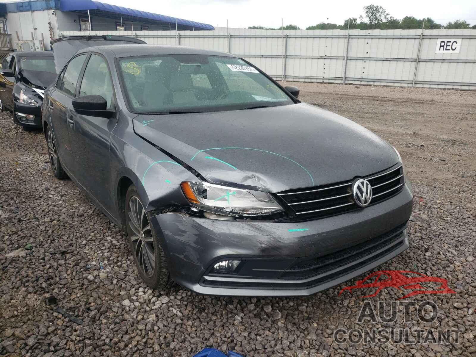 VOLKSWAGEN JETTA 2016 - 3VWD17AJ5GM350579
