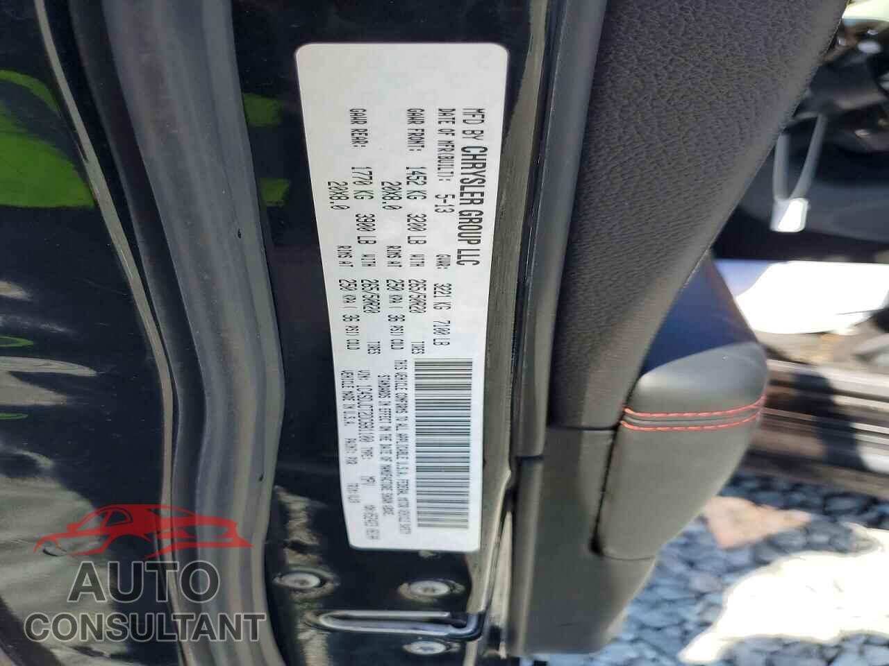 DODGE DURANGO 2013 - 1C4SDJCT2DC681100