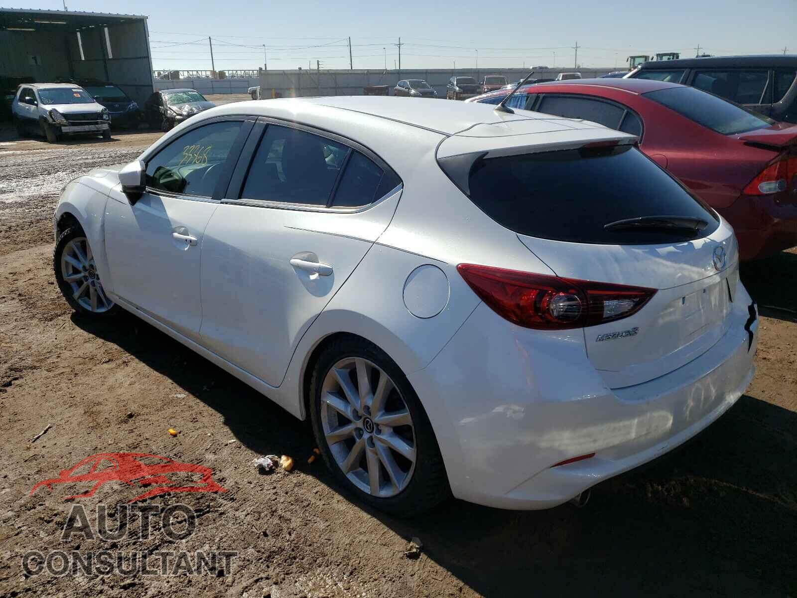MAZDA 3 2017 - 3MZBN1L33HM127787