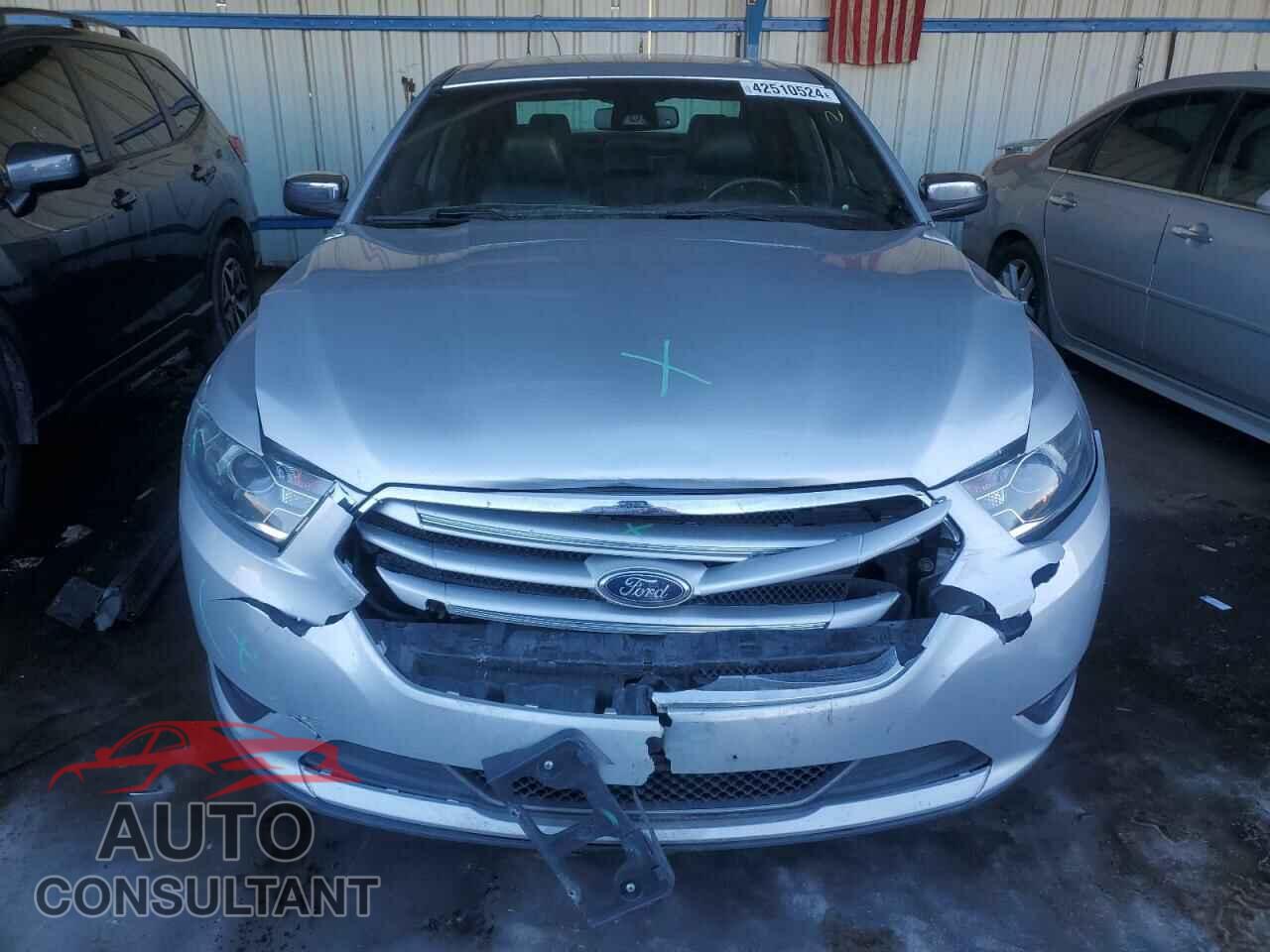 FORD TAURUS 2017 - 1FAHP2F8XHG102406