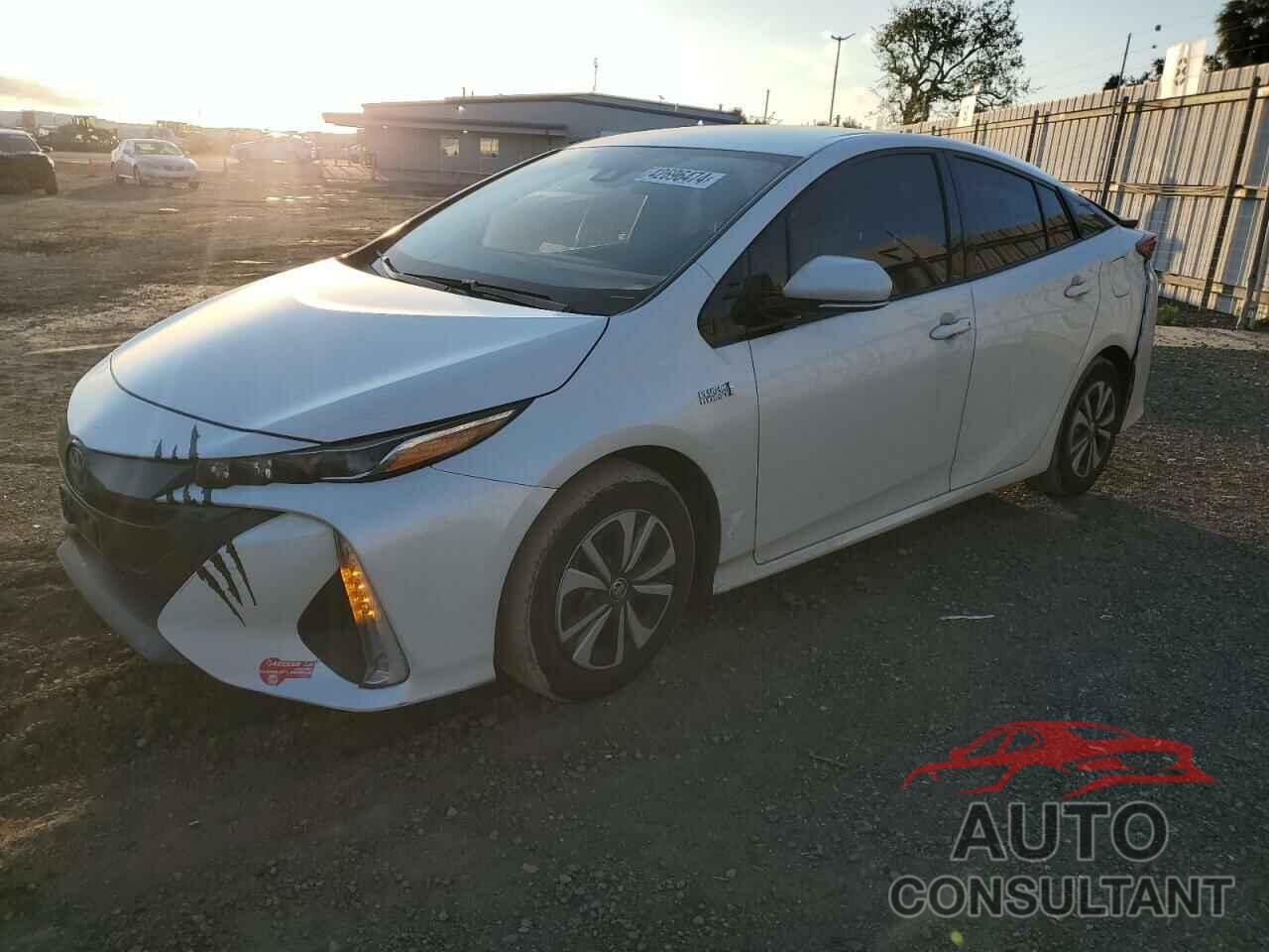 TOYOTA PRIUS 2018 - JTDKARFP1J3094615