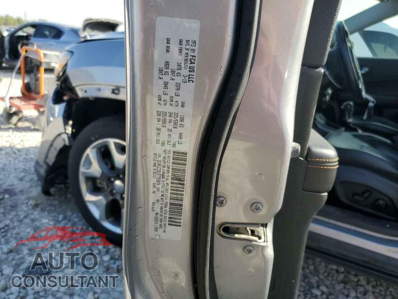 JEEP COMPASS 2019 - 3C4NJCCB1KT755570