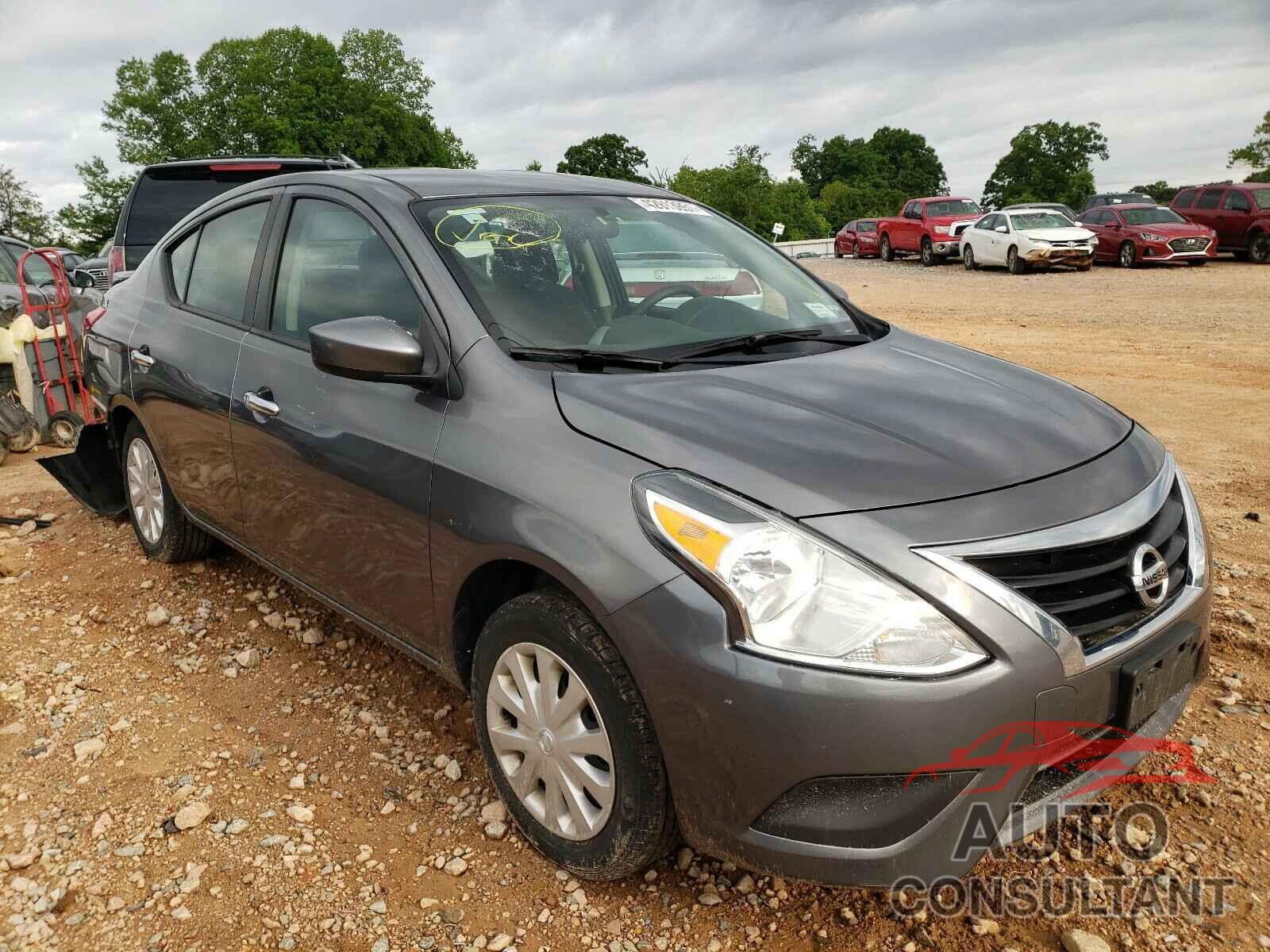 NISSAN VERSA 2017 - 3N1CN7AP4HL815838