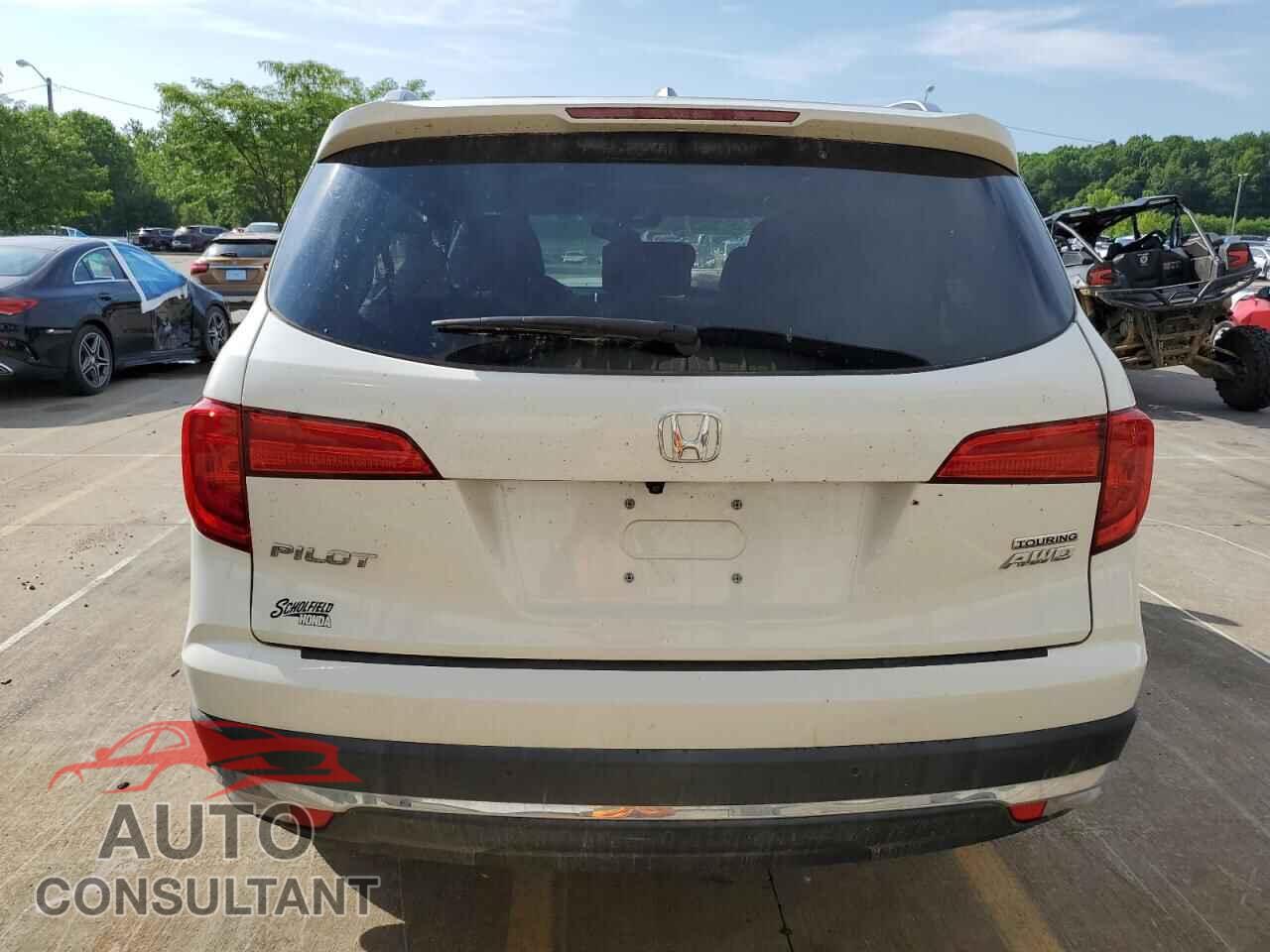 HONDA PILOT 2018 - 5FNYF6H96JB070435