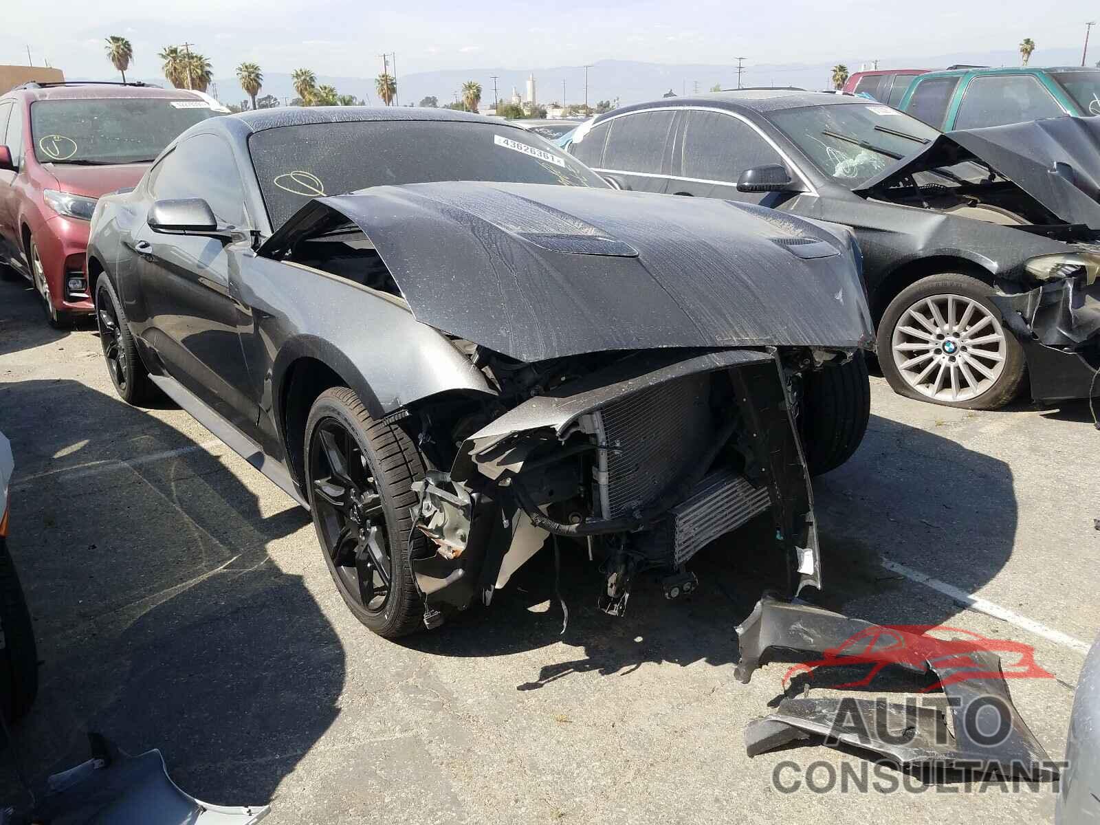 FORD MUSTANG 2018 - 1FA6P8TH8J5142368