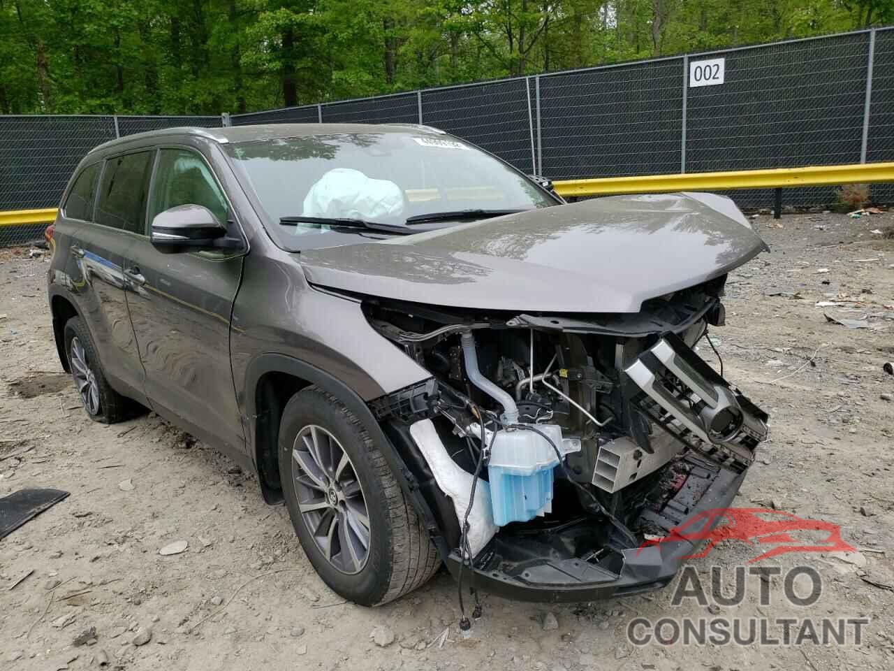 TOYOTA HIGHLANDER 2019 - 5TDJZRFHXKS712835
