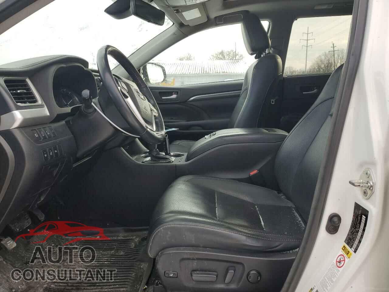 TOYOTA HIGHLANDER 2017 - 5TDDZRFH2HS382016