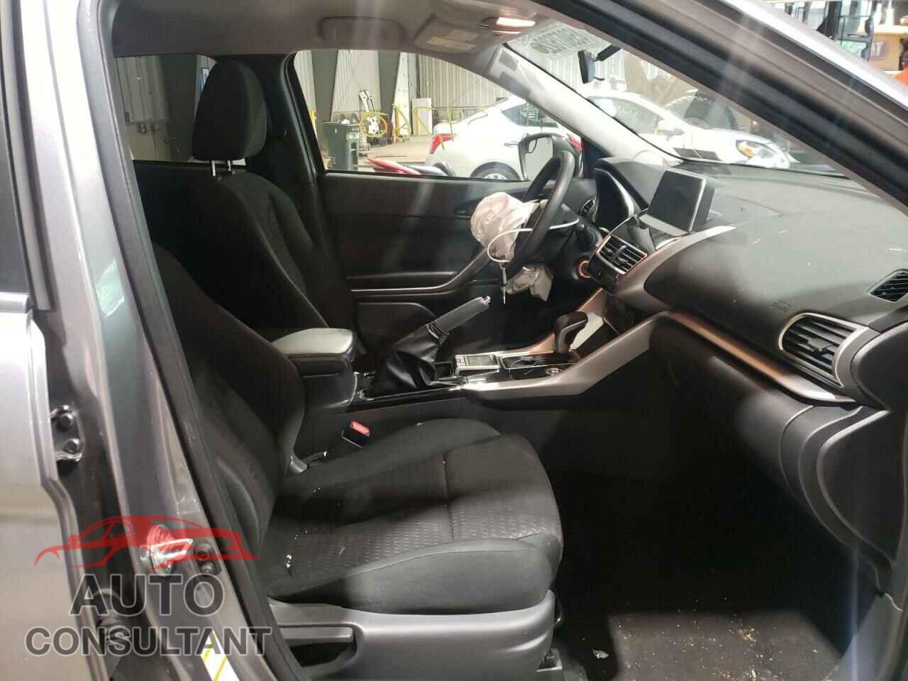 MITSUBISHI ECLIPSE 2019 - JA4AT4AA9KZ018340
