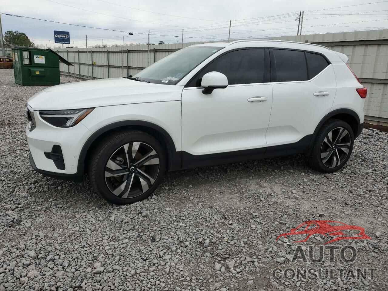 VOLVO XC40 PLUS 2023 - YV4K92HN4P2910241