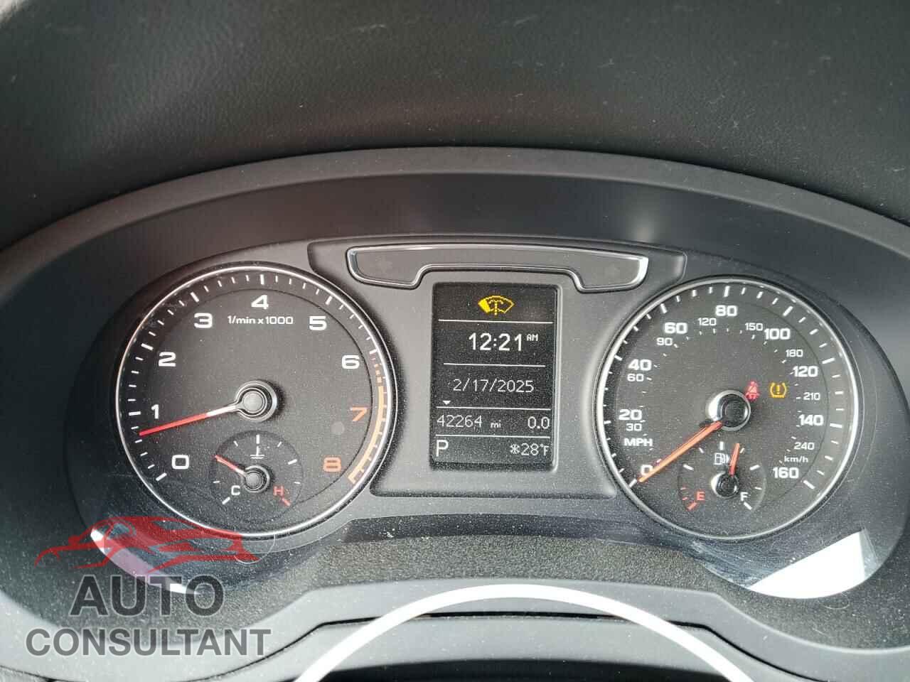 AUDI Q3 2018 - WA1BCCFS5JR008788