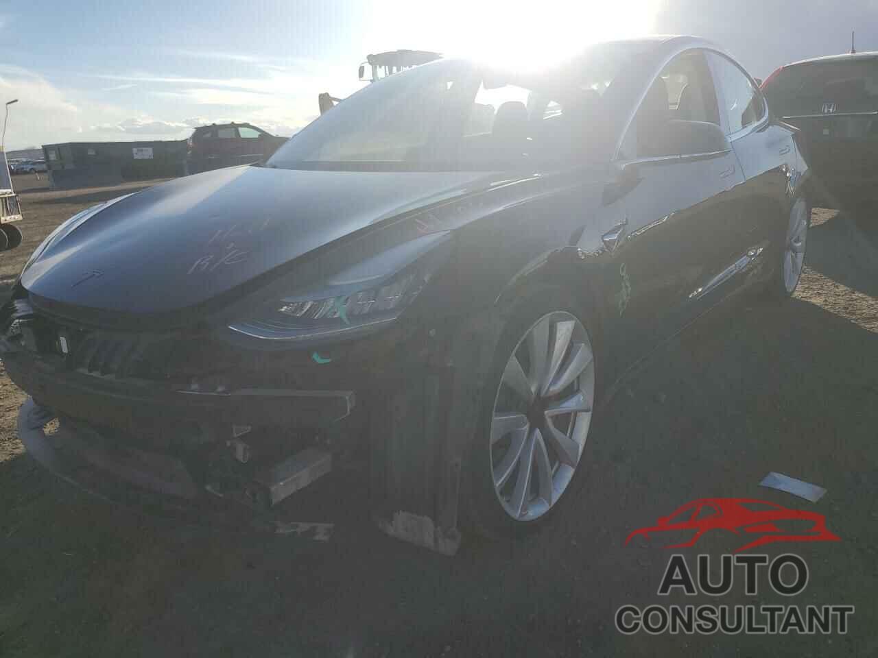 TESLA MODEL 3 2018 - 5YJ3E1EB4JF069694
