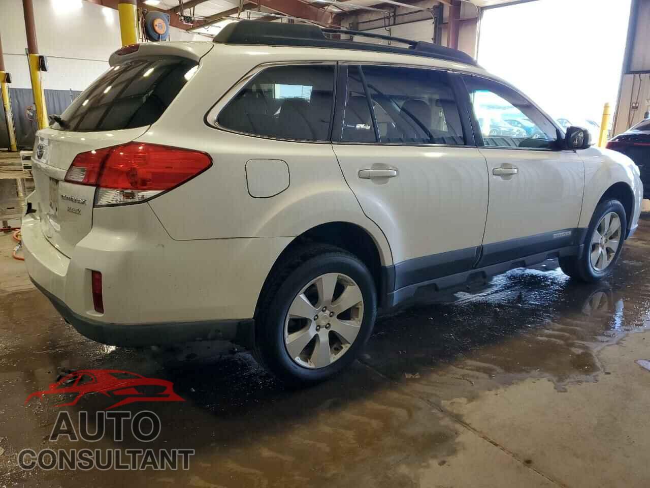 SUBARU OUTBACK 2011 - 4S4BRBCC7B1366949