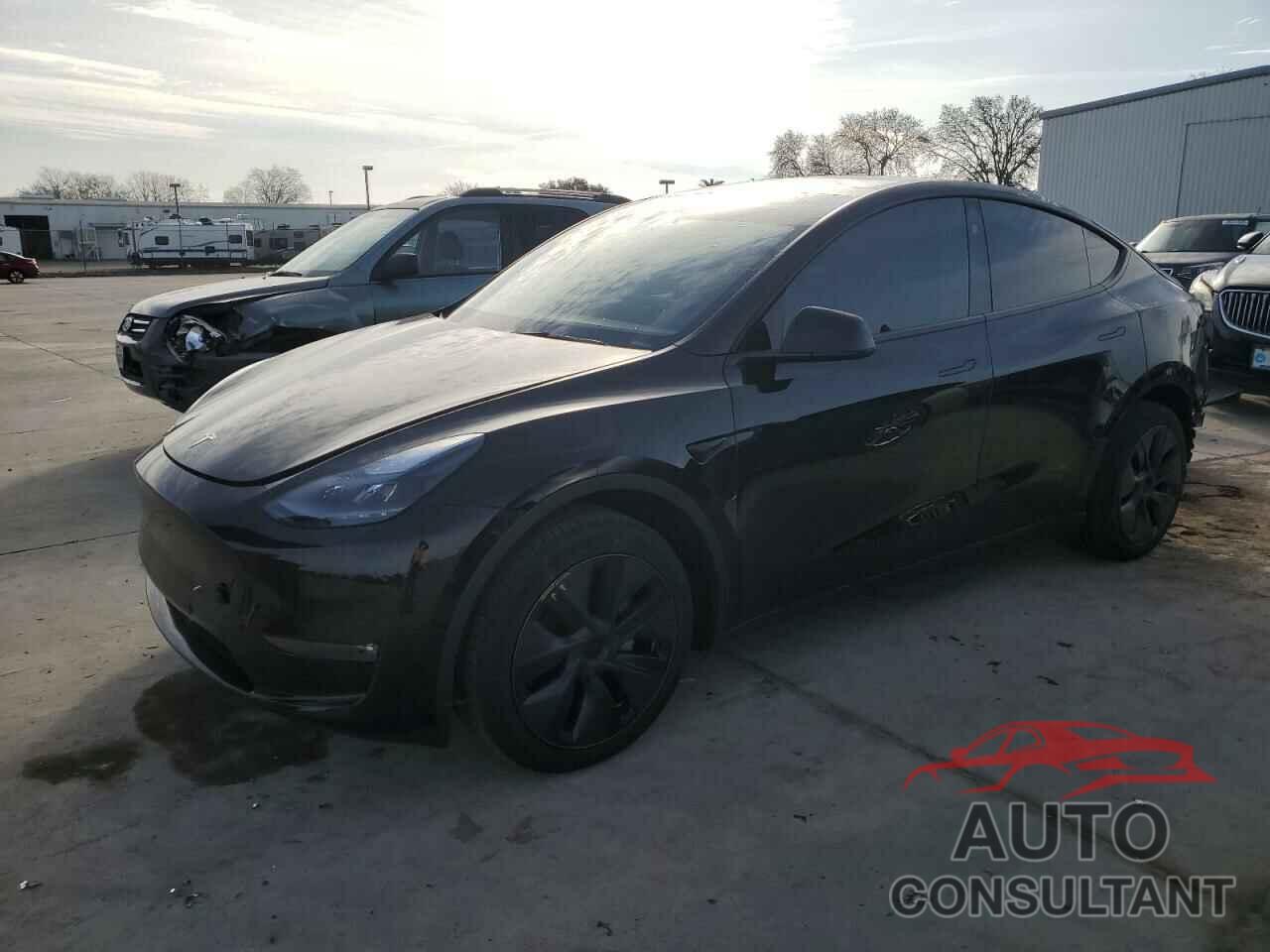 TESLA MODEL Y 2025 - 7SAYGAEE7SF215150