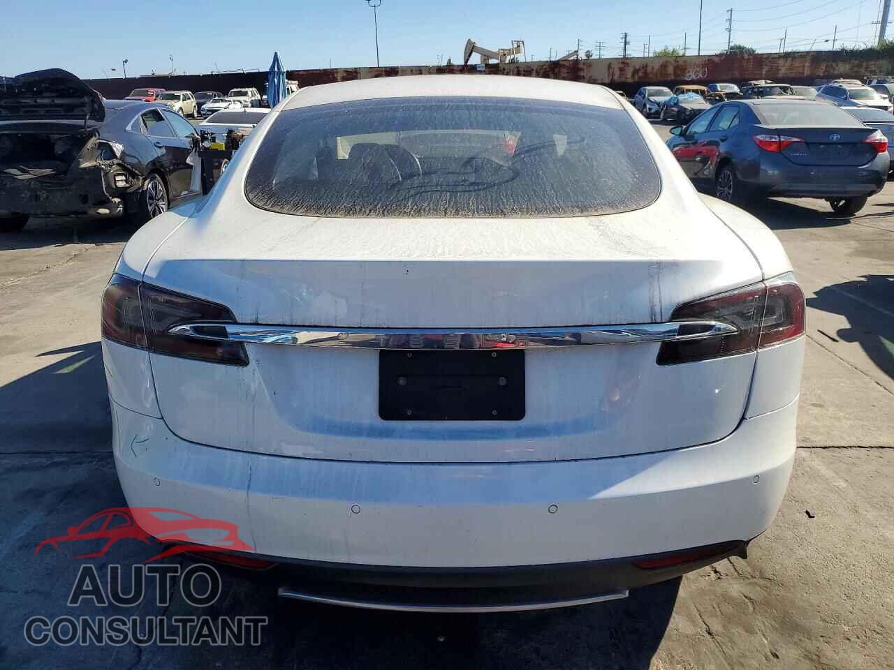 TESLA MODEL S 2014 - 5YJSA1H16EFP44882