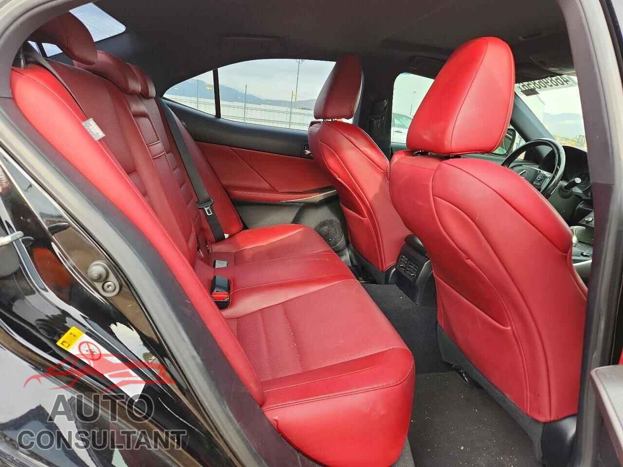 LEXUS IS 2016 - JTHBA1D26G5015413