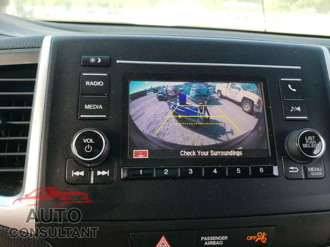 HONDA PILOT 2018 - 5FNYF6H10JB027414