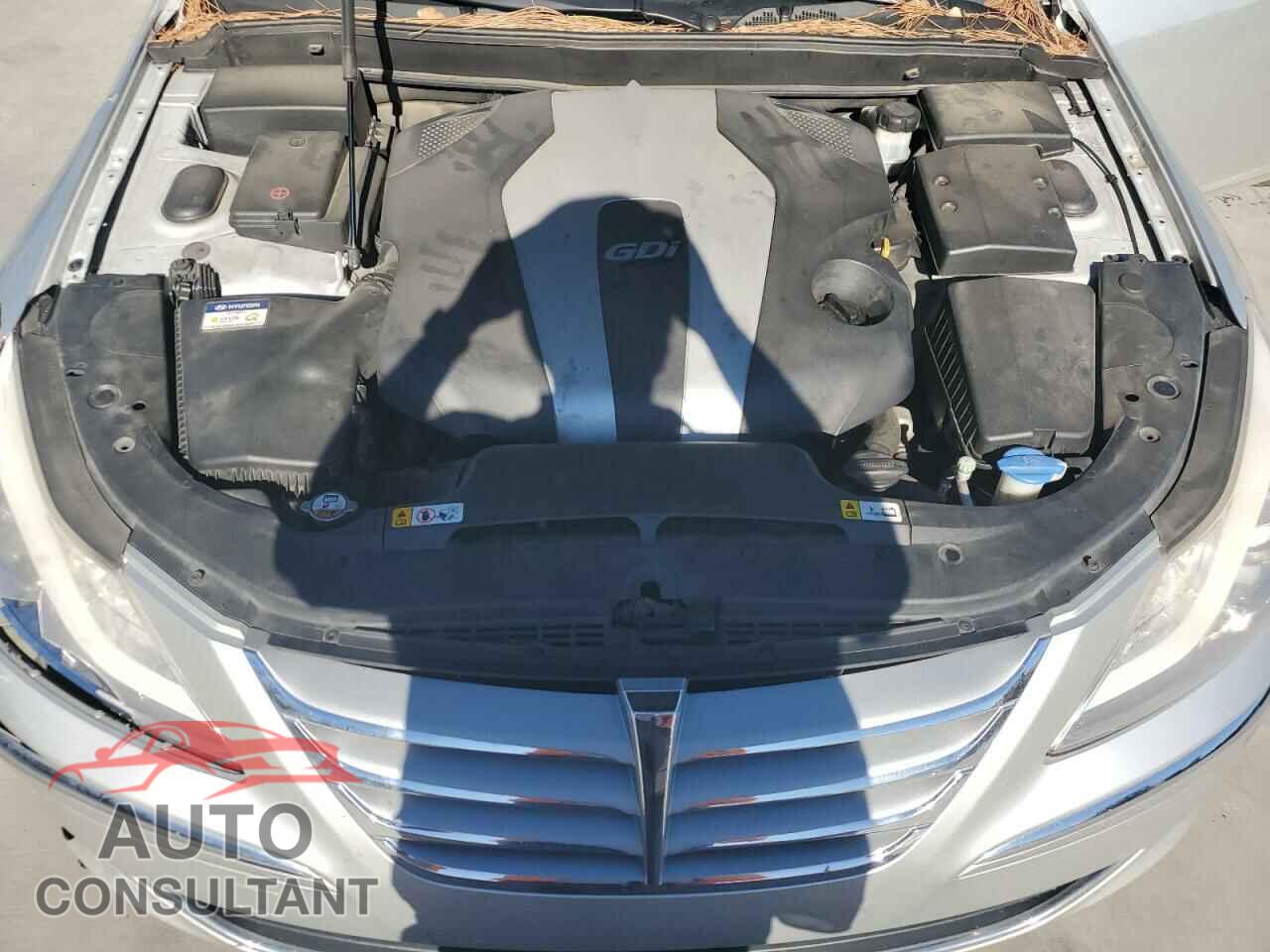 HYUNDAI GENESIS 2013 - KMHGC4DD4DU246604