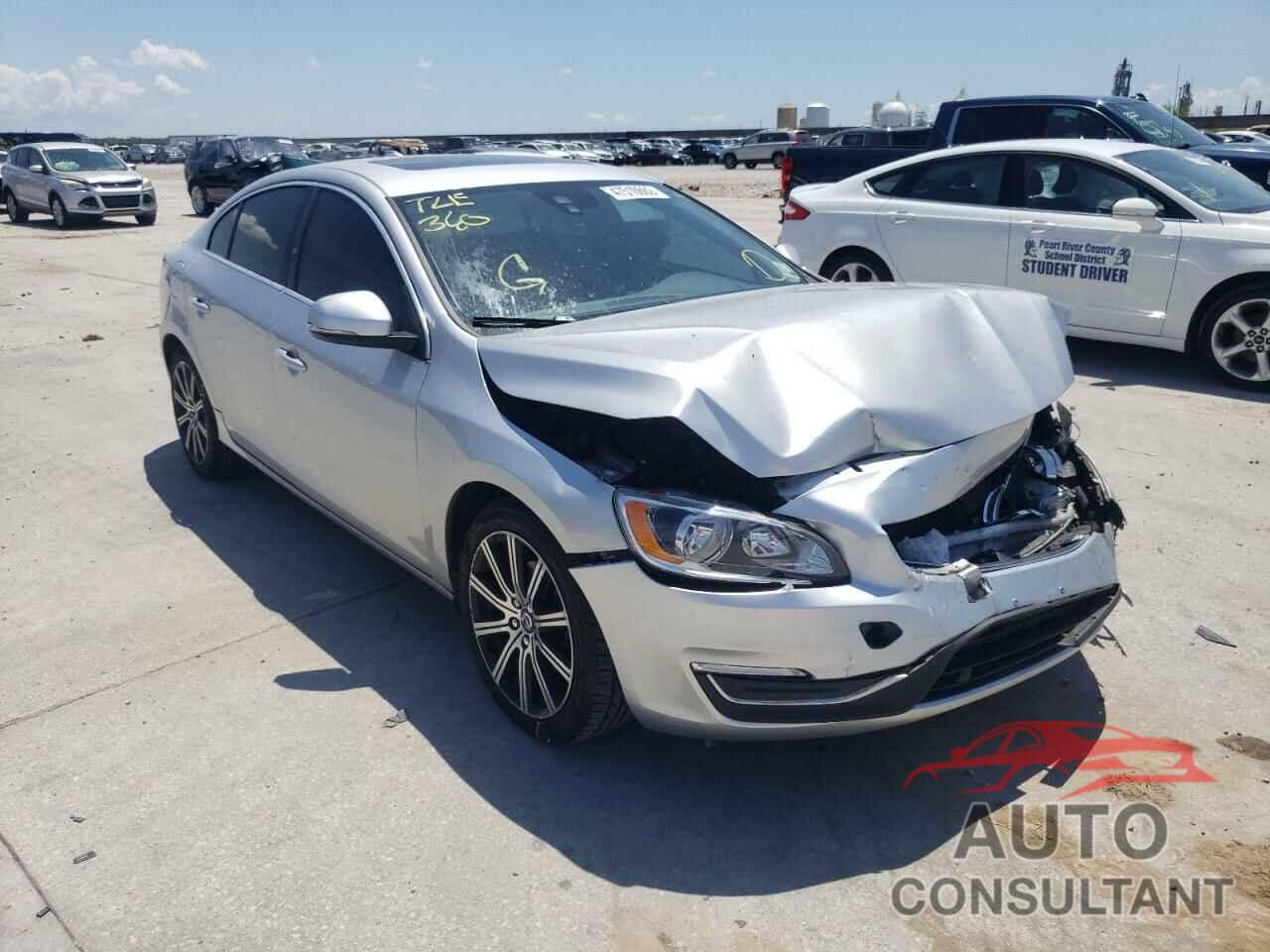 VOLVO S60 2017 - LYV402HK3HB142540