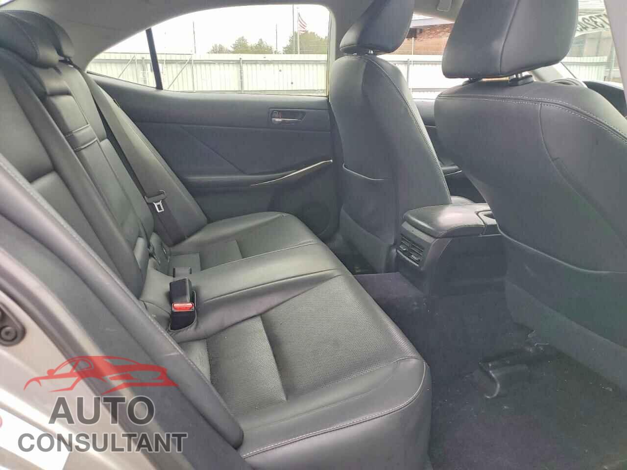 LEXUS IS 2014 - JTHCF1D20E5013238