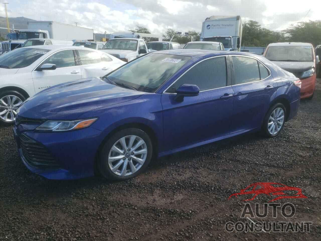TOYOTA CAMRY 2018 - 4T1B11HK0JU555005