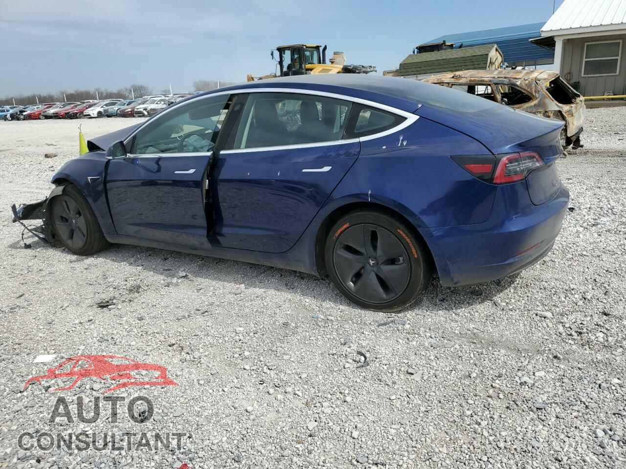 TESLA MODEL 3 2018 - 5YJ3E1EB8JF093657
