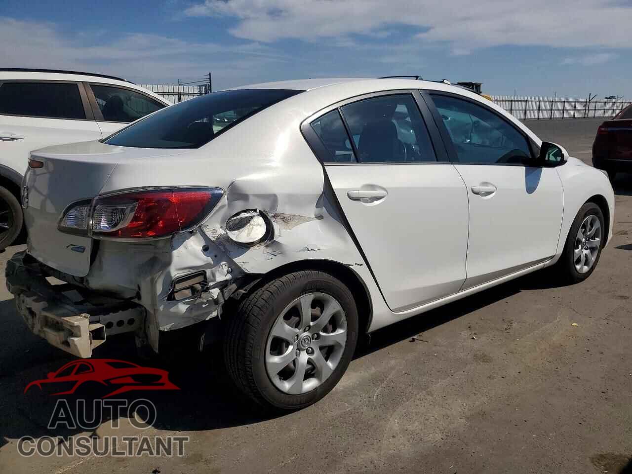 MAZDA 3 2013 - JM1BL1UP8D1785039