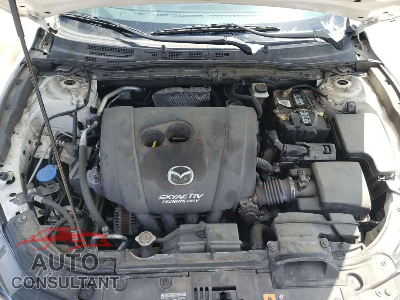 MAZDA 3 2017 - 3MZBN1V72HM140434